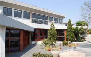 714 m² Office Space in Bryanston
