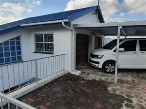 4 Bed House in Brindhaven