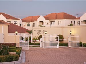 2 Bed Apartment in Vredekloof Heights