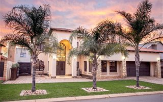 4 Bedroom House in Raslouw