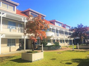 121 m² Commercial space in Woodmead