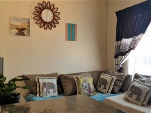3 Bed House in Mandela View