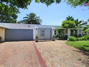 4 Bed House in Tokai