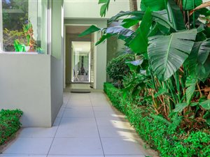 6 Bed House in Kelvin