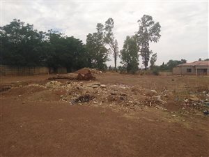 1027 m² Land available in Meyerton Park