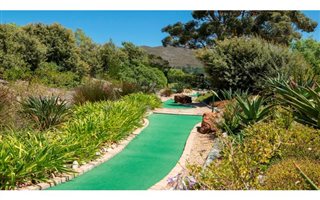718 m² Land available in Arabella Country Estate