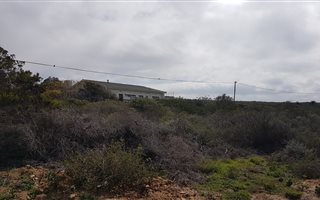 592 m² Land available in Boggomsbaai