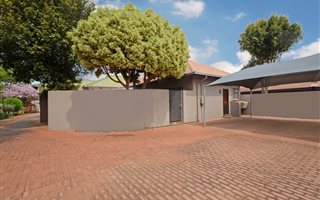 1 Bedroom Townhouse in Linden