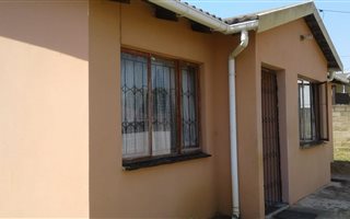 3 Bedroom House in Newlands West
