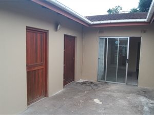 4 Bed House in Newlands West
