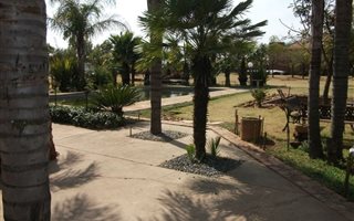 7 Bedroom House in Irene Glen Estate