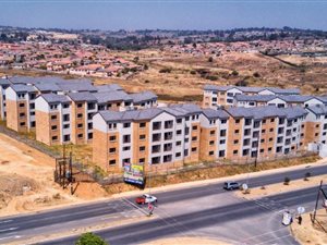 2 Bed Apartment in Cosmo City