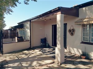 5 Bed House in Newlands