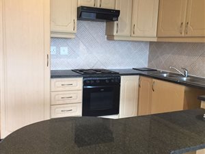 3 Bed Flat in Amanzimtoti