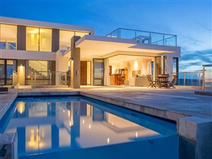 7 Bedroom House in Myburgh Park