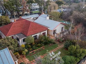 6 Bed House in Westcliff