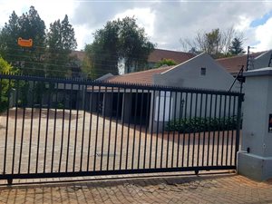 2 Bed Apartment in Woodmead