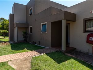 1 Bed Apartment in Newmarket Park