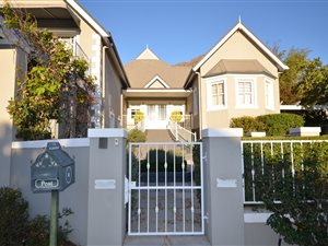 6 Bed House in Franschhoek