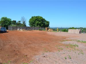 2360 m² Land available in Waterfall