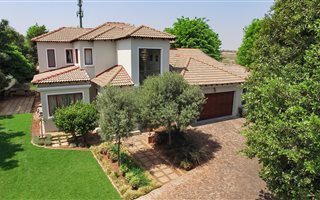 3 Bedroom House in Glen Erasmia