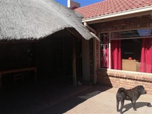 3 Bed House in Camelot