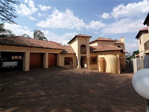 5 Bed House in Cashan