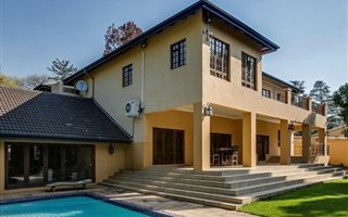 5 Bedroom House in Duxberry