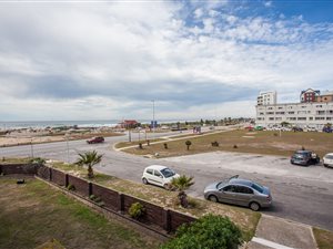 3 Bed Apartment in Summerstrand