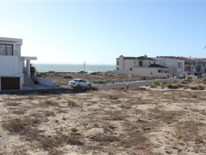 351 m² Land available in Calypso Beach