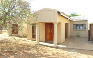 4 Bedroom House in Onverwacht