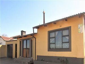 6 Bed House in Tedstoneville