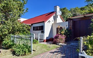 2 Bedroom House in Great Brak River