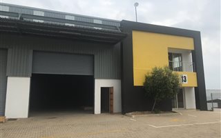 296 m² Industrial space in Lanseria and surrounds