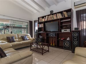 4 Bed House in Moseley