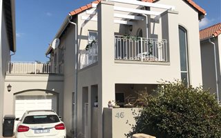 2 Bedroom Townhouse in Eagle Canyon Golf Estate