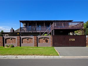 4 Bed House in Dobson