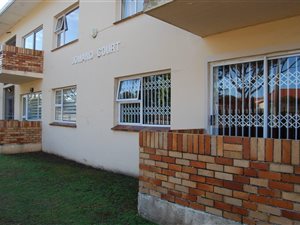2 Bed Apartment in Adcockvale