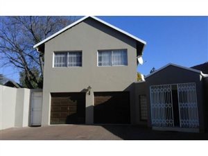 3 Bed House in Buccleuch