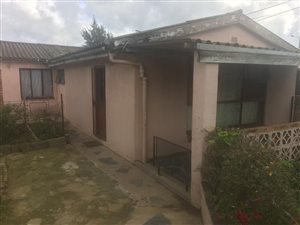 4 Bed House in Amstelhof