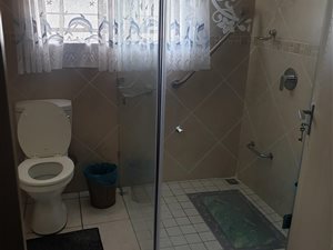 3 Bed House in Montana Tuine