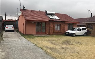 3 Bedroom House in Embalenhle