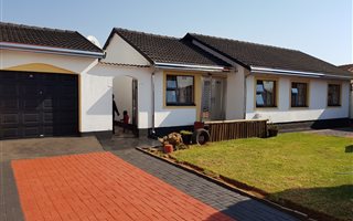 4 Bedroom House in Katlehong