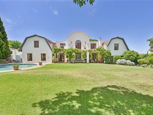 5 Bed House in Dainfern Golf Estate