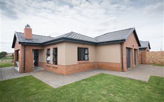3 Bedroom House in Kaalfontein