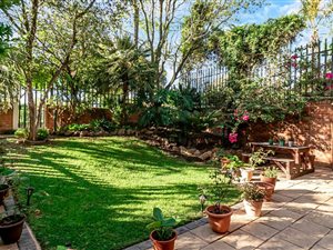 2 Bed Apartment in Woodmead