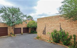 3 Bedroom House in Van Riebeeck Park
