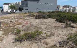 368 m² Land available in Waterfront