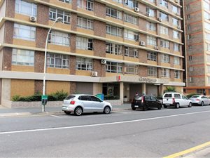 2 Bed Apartment in North Beach