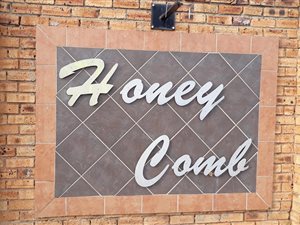 2 Bed Apartment in Honey Park